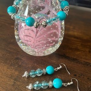 Bracelet and earring set